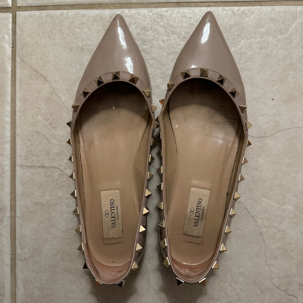 Valentino Nude Patent Leather Rockstud Pointed Toe Flats